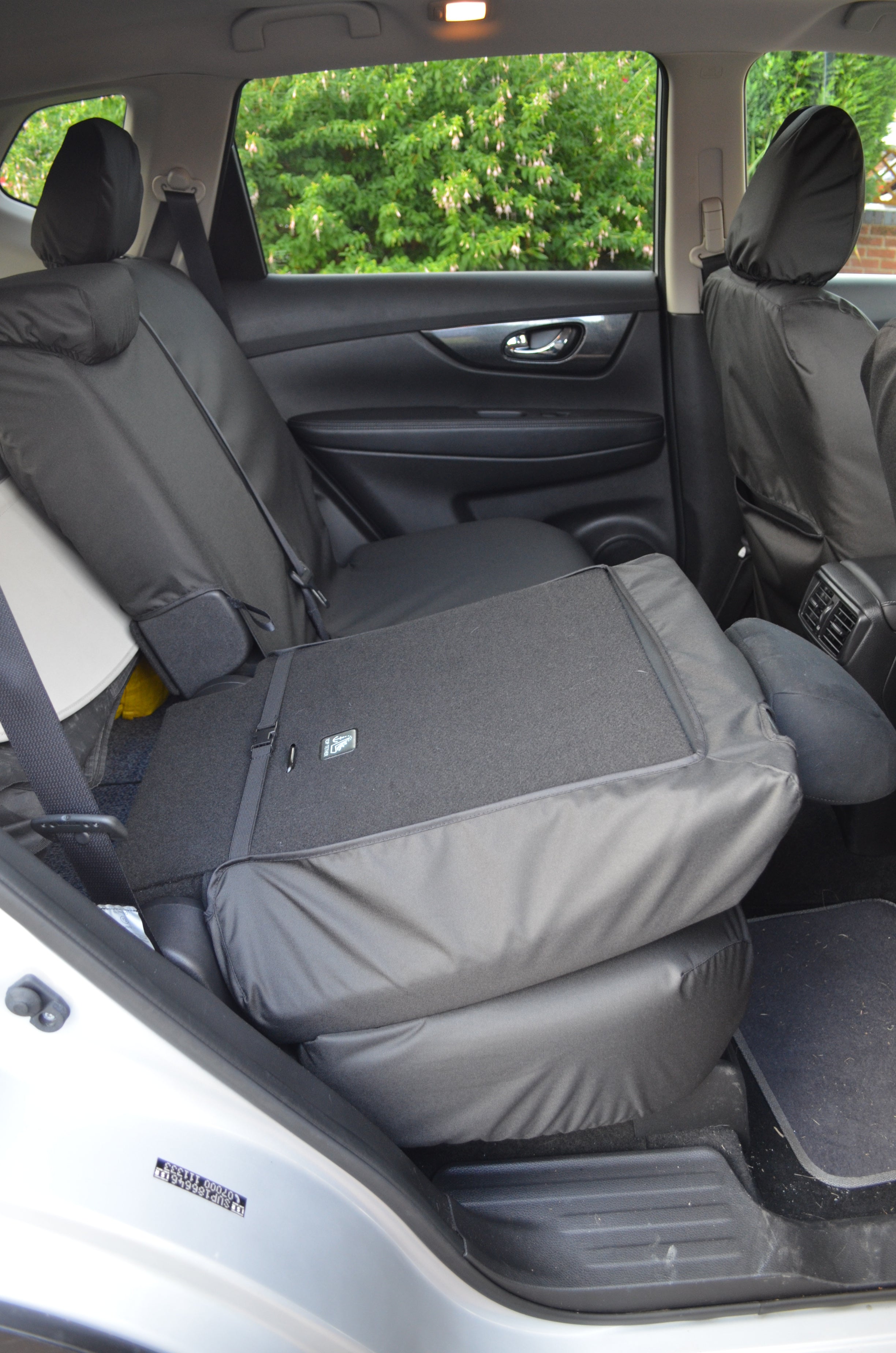 Fits Dacia Duster 2018 Tailored Waterproof Front and Rear Seat Covers