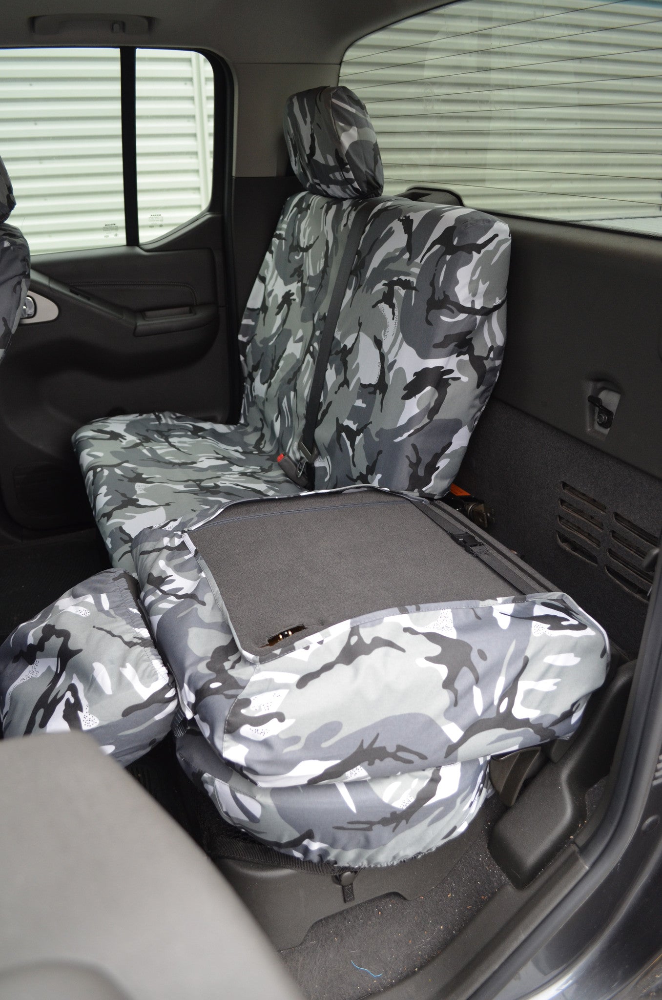 Car seat deals covers nissan navara