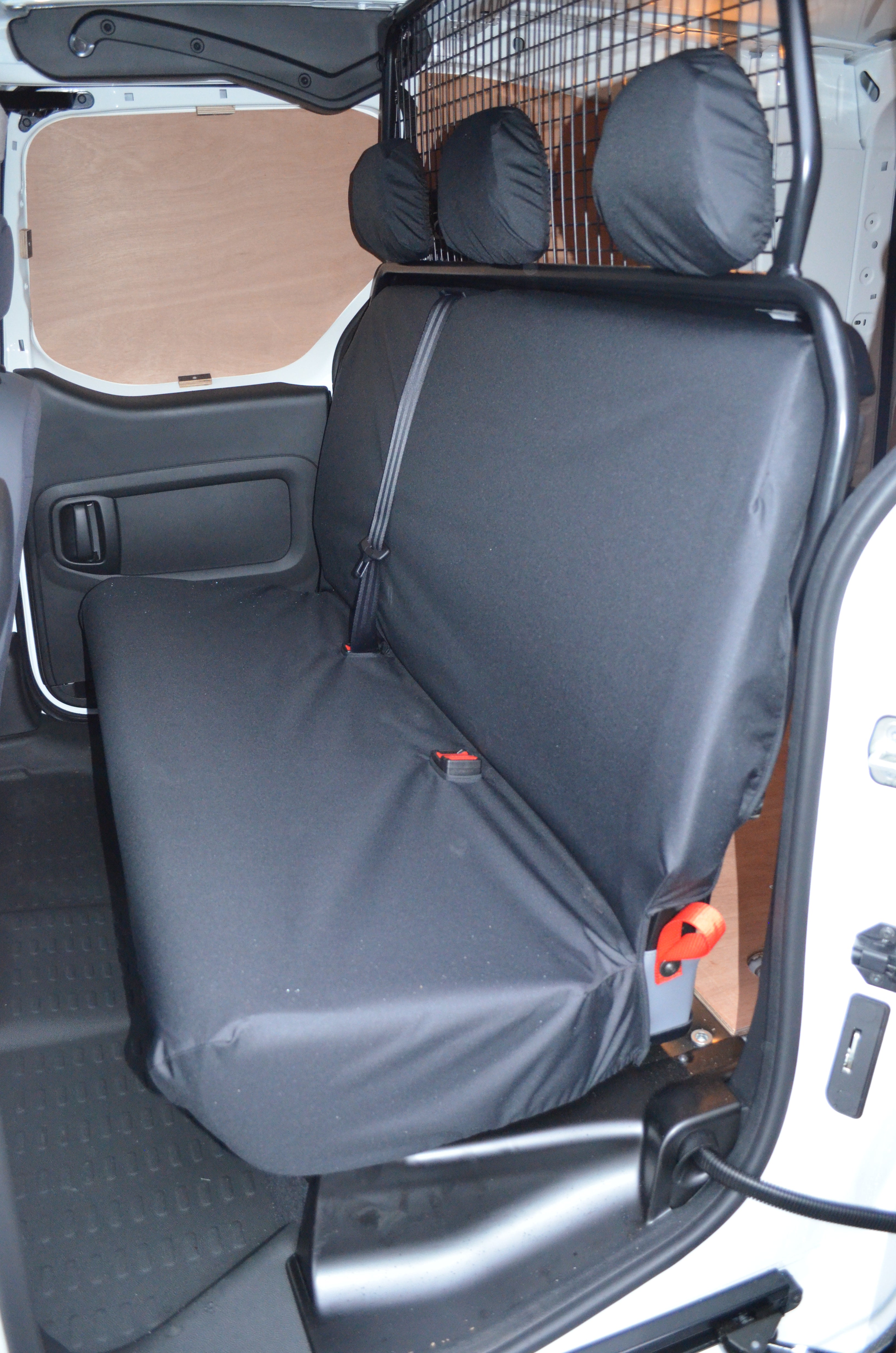 Peugeot partner rear seat 2024 conversion